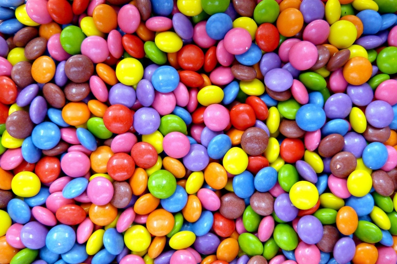 confiserie-LE BAR SUR LOUP-min_smarties_confectionery_lenses-1150911